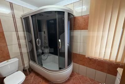 Casă cu 4 camere cu Teren 400 Mp în Micești