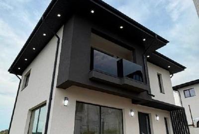 Casă individuală cu 4 camere cu Canalizare în Bucium - 11
