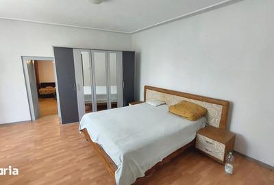 Casă cu 1 camere cu Teren 800 Mp în Sadu