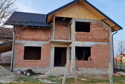 Casă cu 4 camere în Strejnicu - 7
