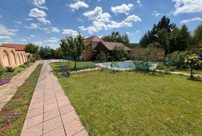 Casă individuală cu 13 camere cu Teren 3405 Mp în Sânmartin - 1