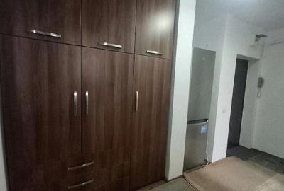 Garsonieră decomandată în Podu Roș - 1