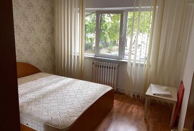 Apartament cu 2 camere semidecomandat în Piața Unirii