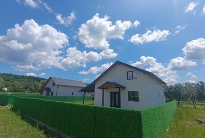 Casă cu 4 camere în Drăganu