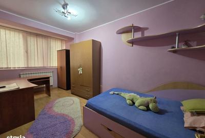 Apartament cu 3 camere decomandat în Faleză - 1