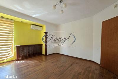 Casă cu 5 camere cu Teren 350 Mp în Gheorgheni