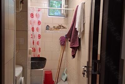 Garsonieră decomandată în Micro 19