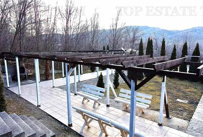 Spațiu comercial, de 2,900 mp, în Cornu - 12