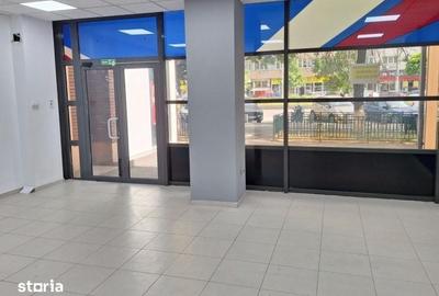 Spațiu comercial, de 70 mp, în Militari
