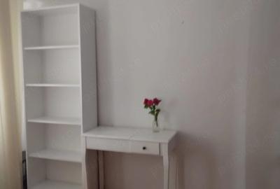 Apartament cu 2 camere semidecomandat în Piața Unirii