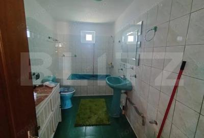 Casă cu 4 camere cu Teren 1045 Mp în Brădești - 11
