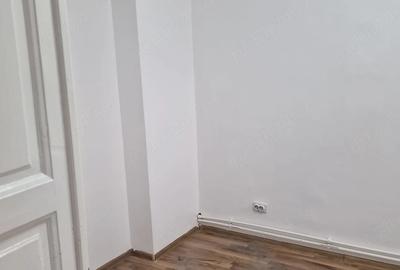 Spațiu comercial, de 55 mp, în Tineretului - 2