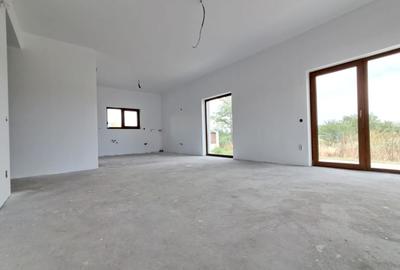 Casă individuală cu 4 camere cu Teren 861 Mp în Jucu - 3