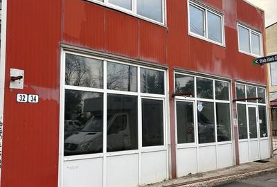 Spațiu comercial, de 80 mp, în Central