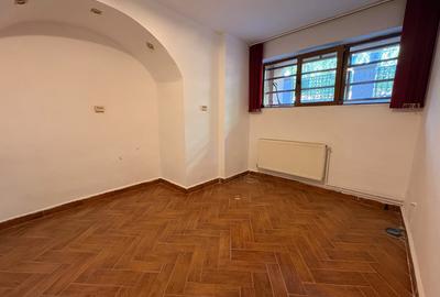 Apartament cu 2 camere circular în Timpuri Noi