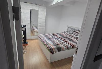 Apartament cu 2 camere semidecomandat în Tei