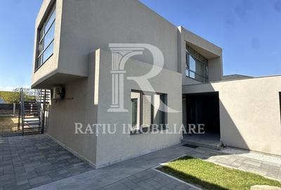 Apartament cu 4 camere, mobilat în Iosia