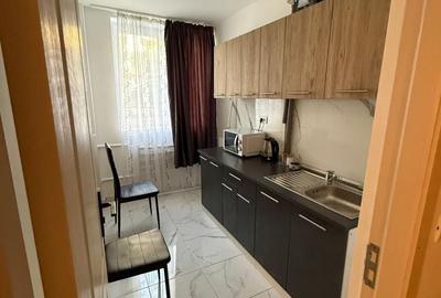 Apartament cu 2 camere semidecomandat în Cantacuzino