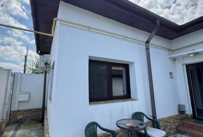 Casă individuală cu 2 camere cu Canalizare în Rahova