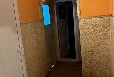 Apartament cu 2 camere decomandat în Calarași 4 - 1