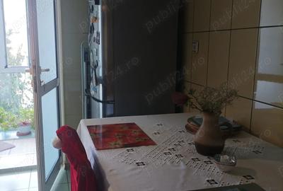 Apartament cu 3 camere nedecomandat în Central - 3