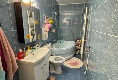 Apartament cu 3 camere decomandat, mobilat în Est - 11