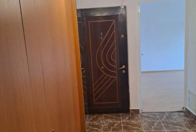 Apartament cu 2 camere decomandat în Sud