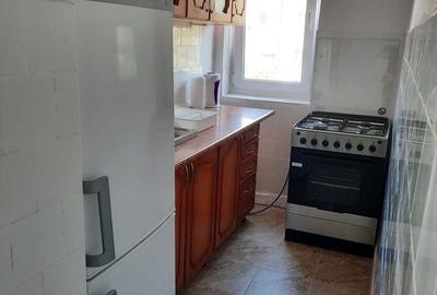 Apartament cu 3 camere decomandat în Central - 8