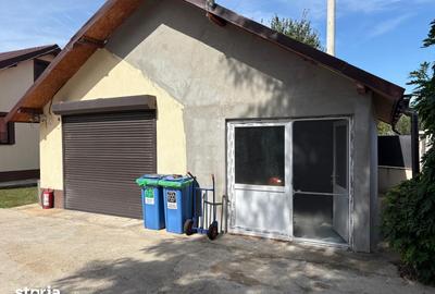 Casă cu 4 camere decomandat cu Canalizare în Sărățeni