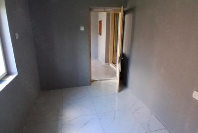 Casă cu 3 camere cu Teren 1500 Mp în Central - 8