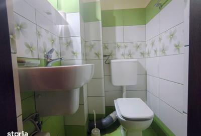 Apartament cu 4 camere, mobilat în Ultracentral