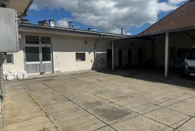 Spațiu comercial, de 380 mp, în Terezian