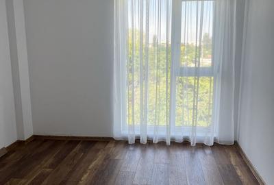 Apartament cu 3 camere decomandat în Popoveni