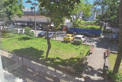Apartament cu 3 camere decomandat în Delfinariu - 13