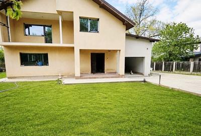 Casă cu 4 camere cu Teren 610 Mp în Bârnova