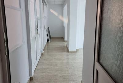 Spațiu comercial, de 93 mp, în Obor - 2