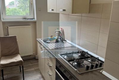 Apartament cu 2 camere semidecomandat, mobilat în Brașovul Vechi - 2
