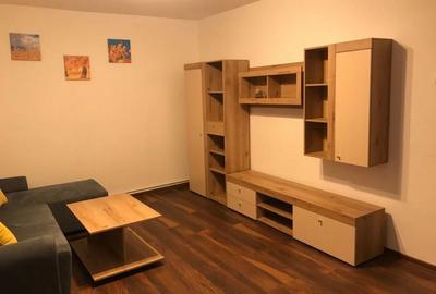 Apartament cu 2 camere decomandat în Ștrand - 1
