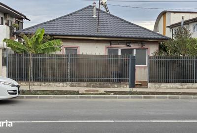 Casă cu 5 camere cu Teren 547 Mp în Central