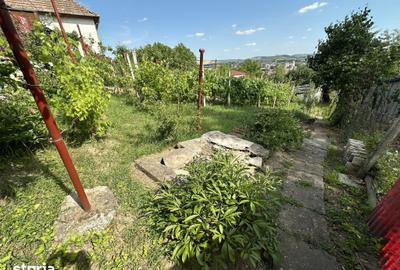 Casă cu 2 camere decomandat cu Teren 410 Mp în Târnăveni