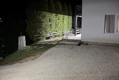 Casă cu 3 camere în Central