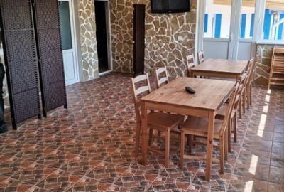 Casă cu 7 camere cu Teren 1790 Mp în Vadu