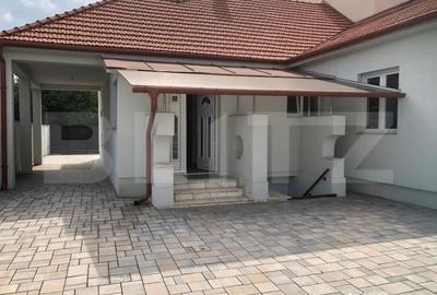 Casă cu 4 camere cu Teren 770 Mp în Titulescu - 1