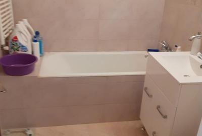 Apartament cu 2 camere semidecomandat în Micro 16 - 1