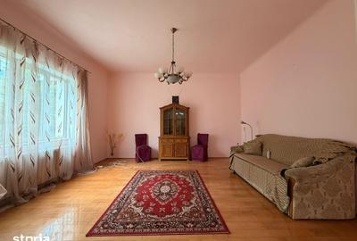 Casă cu 5 camere cu Teren 400 Mp în Mărăști - 2