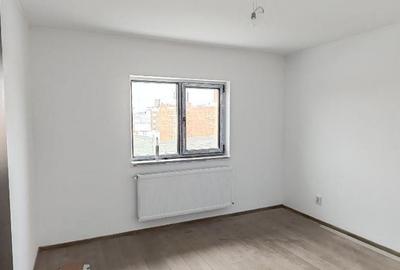 Casă cu 4 camere cu Teren 400 Mp în Clinceni - 5