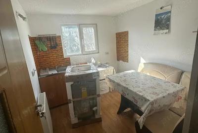 Casă cu 3 camere cu Teren 132 Mp în Central