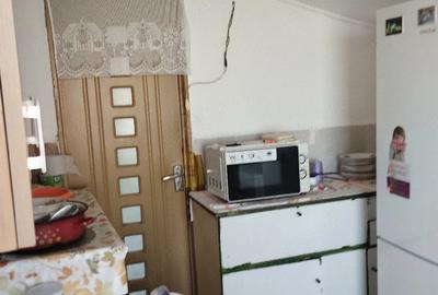 Casă cu 4 camere cu Teren 526 Mp în Central - 2