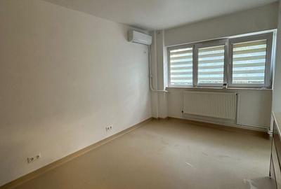 Apartament cu 3 camere decomandat în Pantelimon