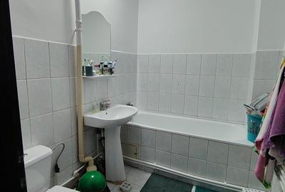 Apartament cu 4 camere decomandat în Alexandru cel Bun - 7
